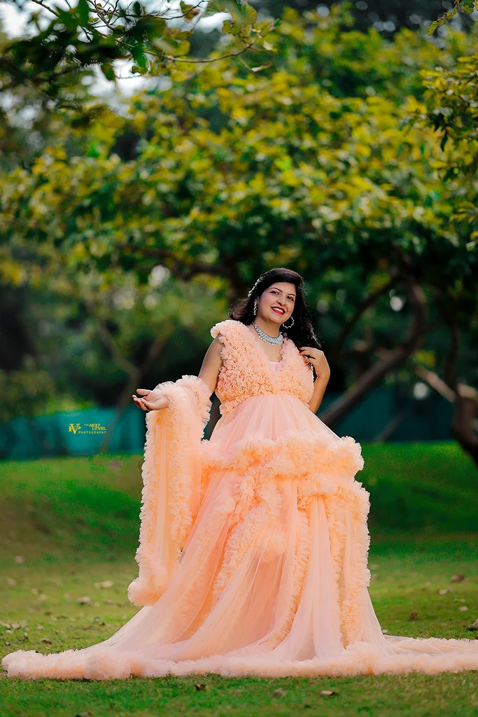 maternity photography | eco park nanded city pune maternity photo shoot / maternity couple photoshoot