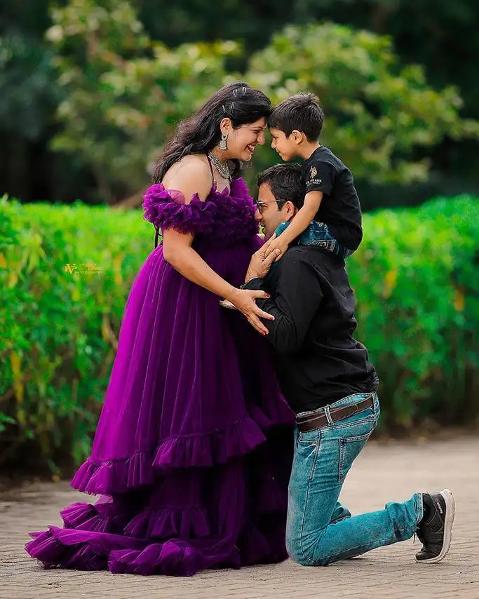 designer maternity photoshoot dresses india Maternity Photoshoot