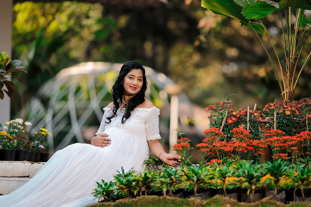 Best Maternity Photography In Pune Maternity Photography In Pune (10)