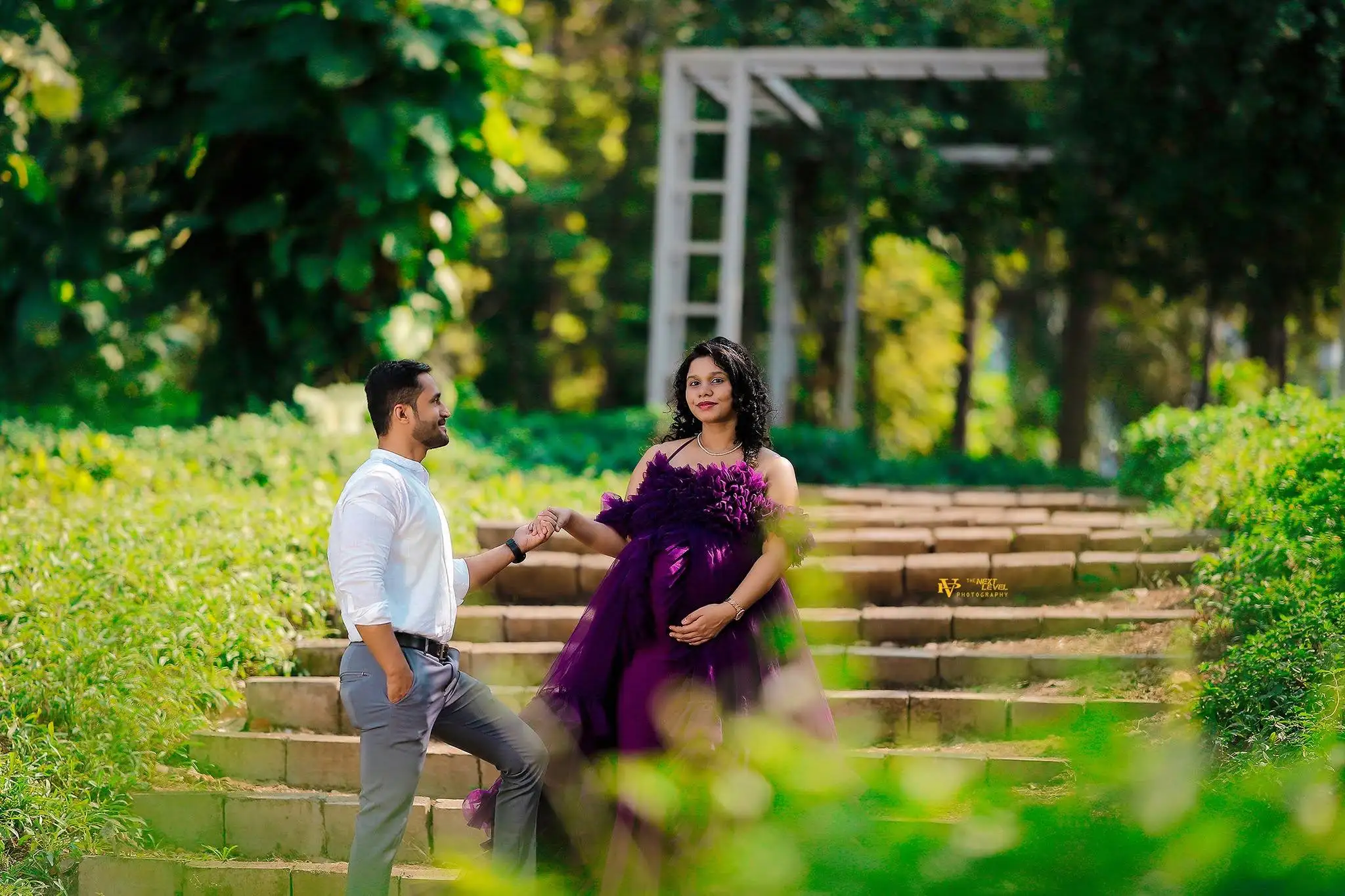 maternity photography in aditi garden magarpatta city pune
