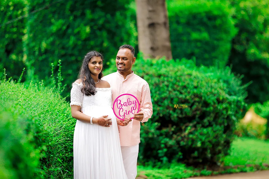 Outdoor Maternity Photography