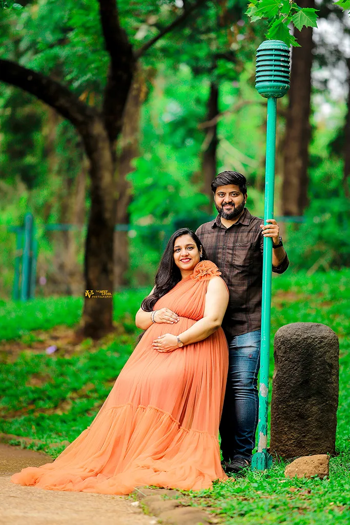 Outdoor Maternity Photography