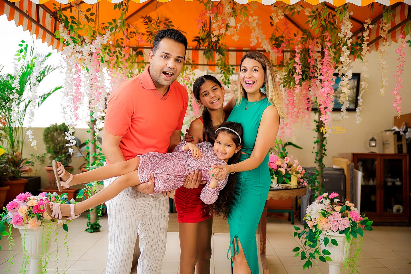 Family Photographer In Pune Best Family Photoshoot